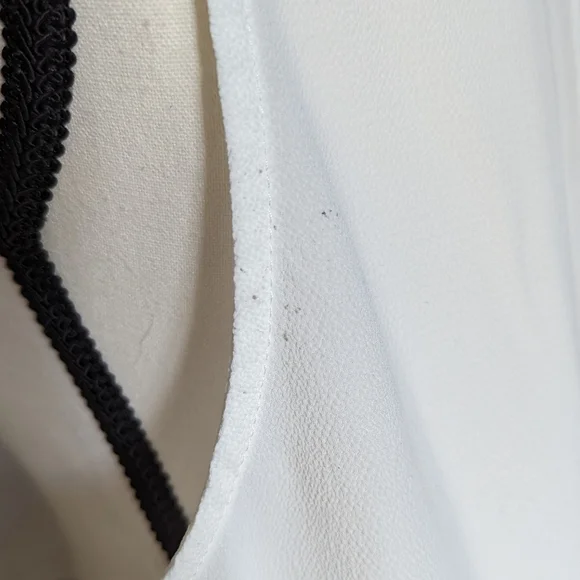 Astr Nordstrom Ivory Top with Floral Lace Bottom Size L - Picture 7 of 11